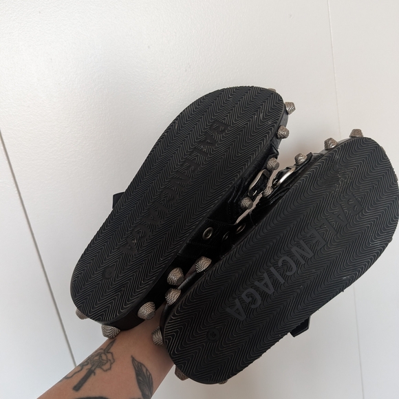 Balenciaga Cagole Black Studded Slides - Picture 3 of 5